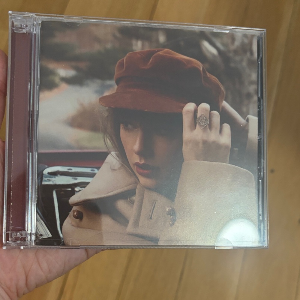Red Taylor’s Version CD